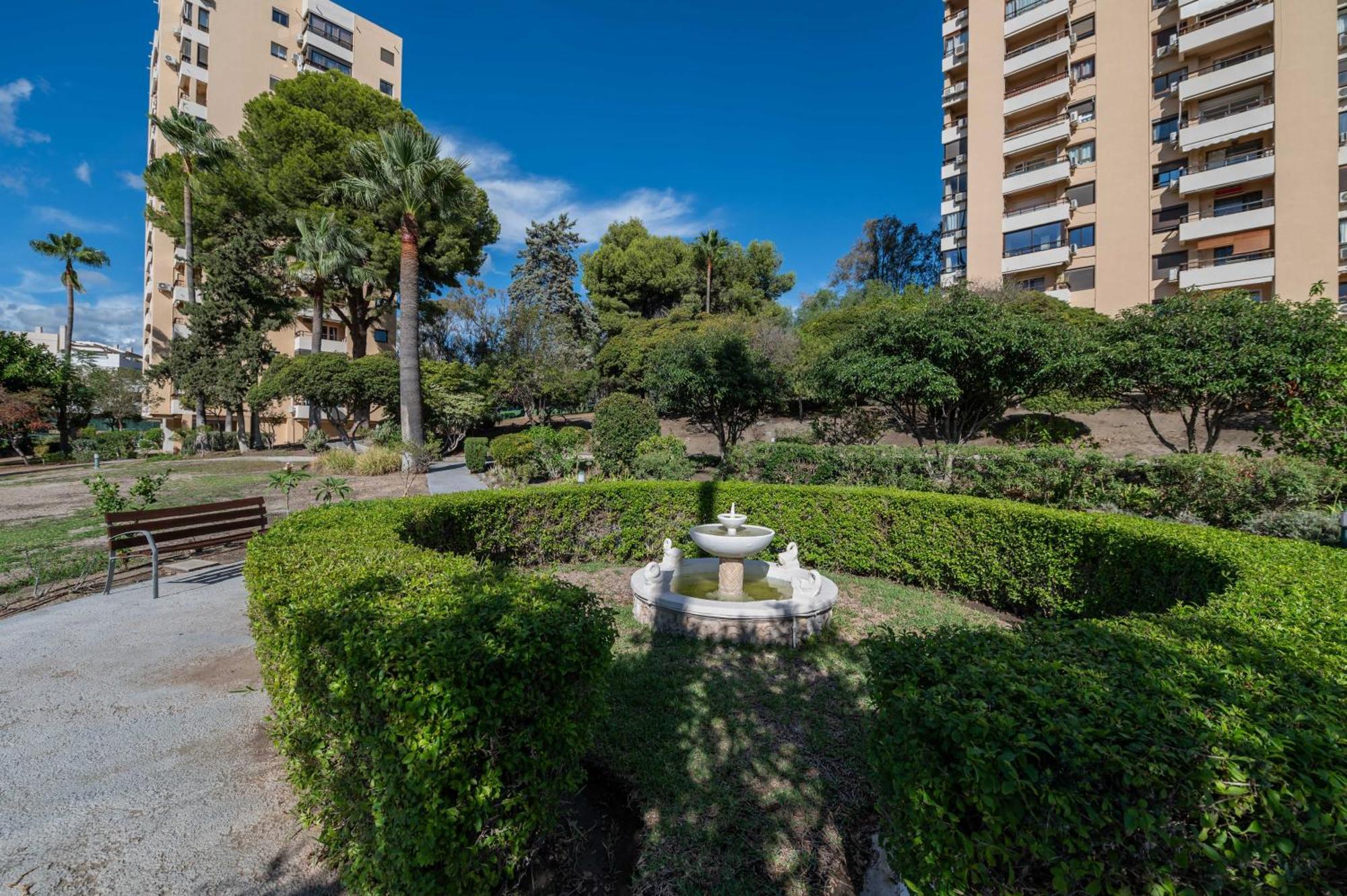 Newly Renovated Sunlit 3bdrm With Stunning Views Marbella