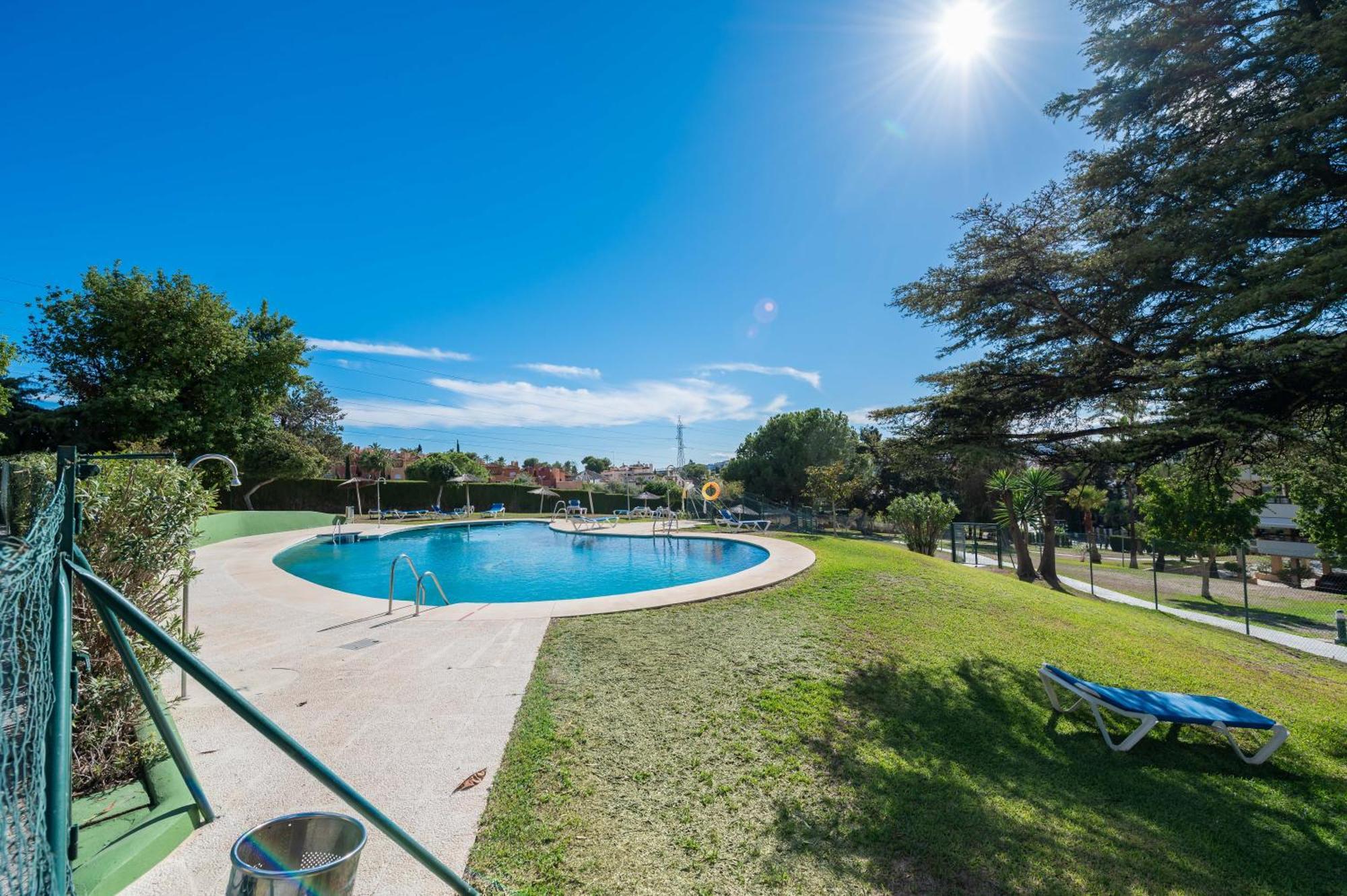 Newly Renovated Sunlit 3bdrm With Stunning Views Apartment
